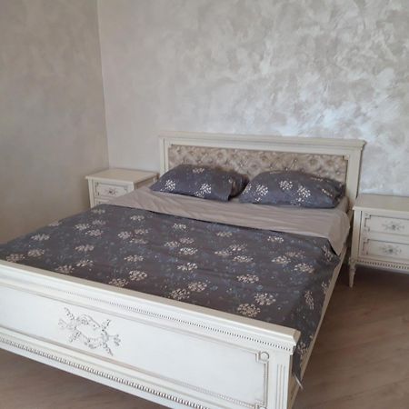 Luxury Apartment In The Center Chisinau Exterior foto